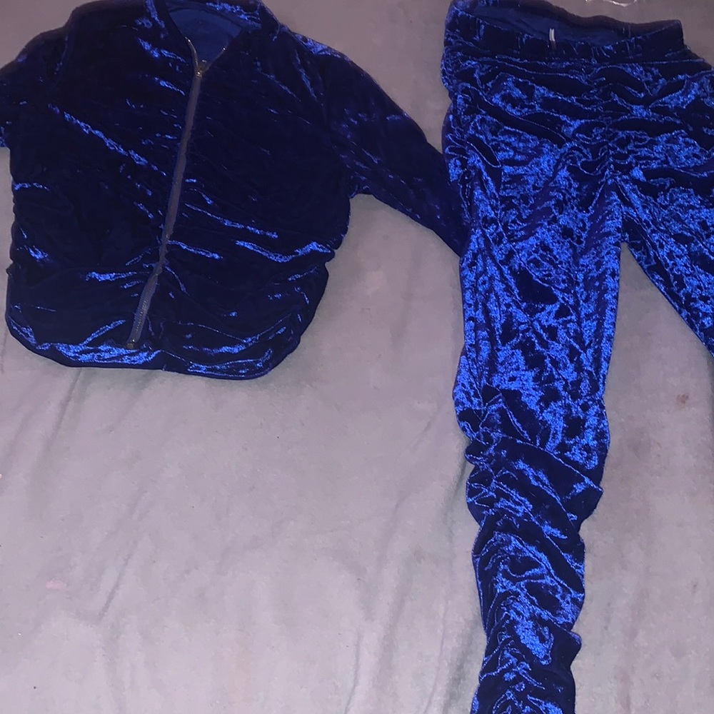 2 piece set